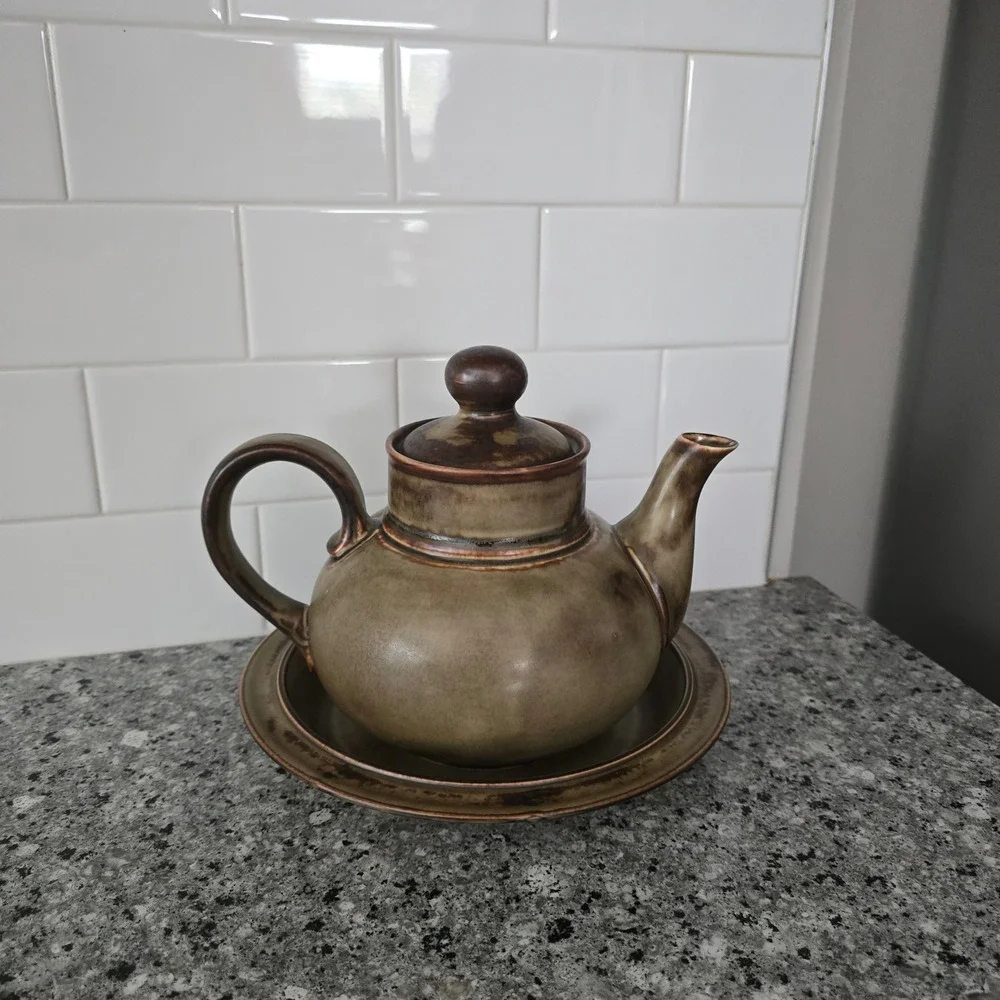 Langenthal Sahara Teekanne Teapot with Lid and Saucer Plate‎ Brown 339513